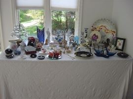 Table of bric-a-brac and collectibles