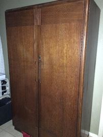 Armoire