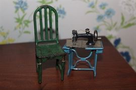 Dollhouse furniture