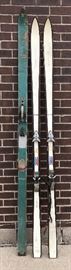 Vintage skis 