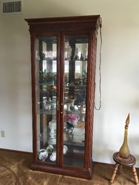 Lightes curio cabinet