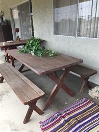 Picnic table