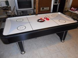 air hockey table
