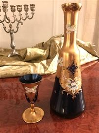 Decanter and dessert wine glasses set