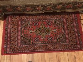 Rugs red  small