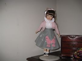 Doll/poodle skirt