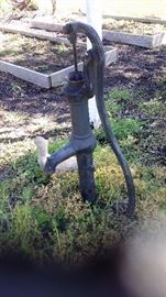 Vintage/Antique water pump