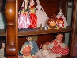 More old dolls