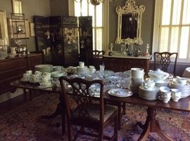 Council Craftsman table and chairs