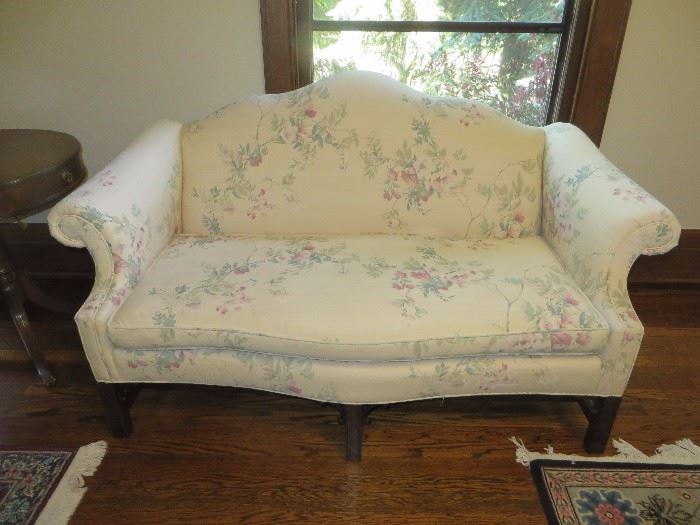 CHINESE CHIPPENDALE SETTEE
HERITAGE FURNITURE COMPANY

