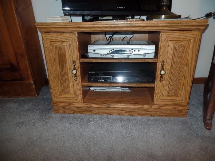TV/stereo stand
