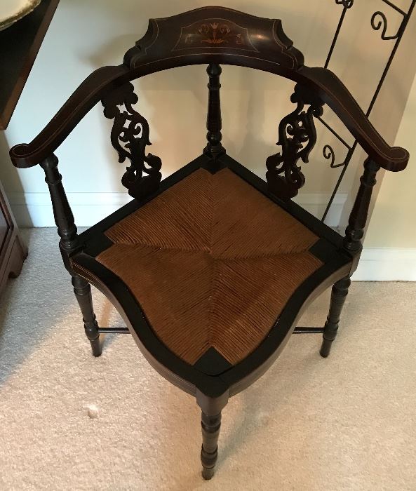 Inlaid small chair