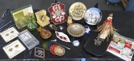 DCK053 Collectible Plates, Ornaments and More Treasures