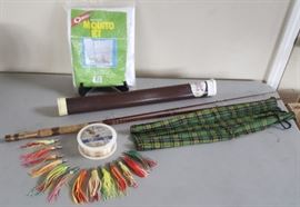 DCK064 Fenwick Fishing Pole, Eagle Claw Line, Weighted Head Lures