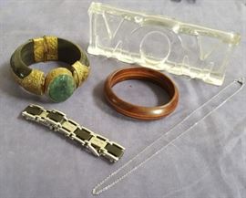 DCK124 Necklace, Beautiful Bracelets, "Mom" Plaque by Avon