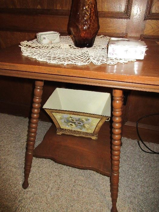 antique table (early 1900s?)