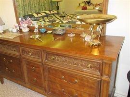 dresser...full bedroom set