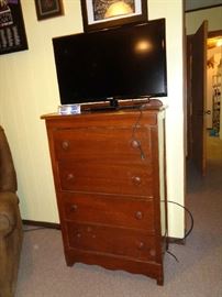 chest & TV