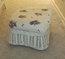Wicker Chair Hassock: 26" x 26" x 18" H