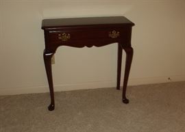 Living Room Set Pennsylvania House Accent Table