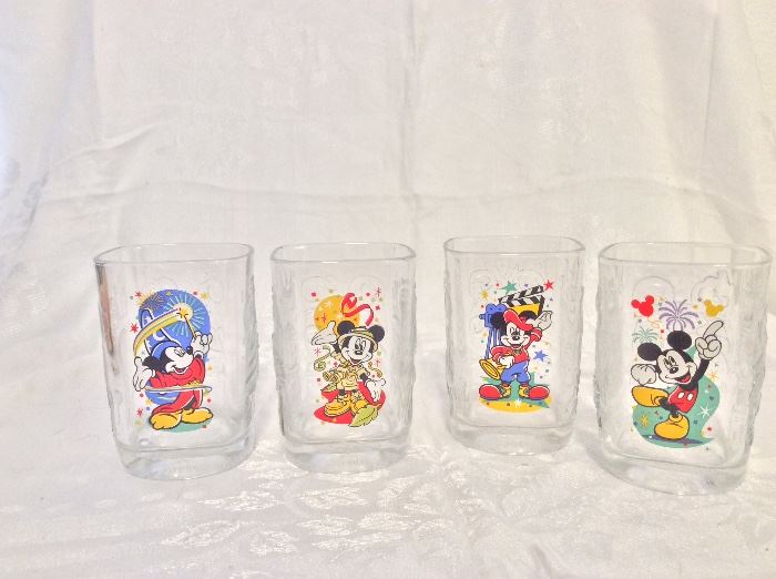 Walt Disney World Collector Glasses. 2000. 