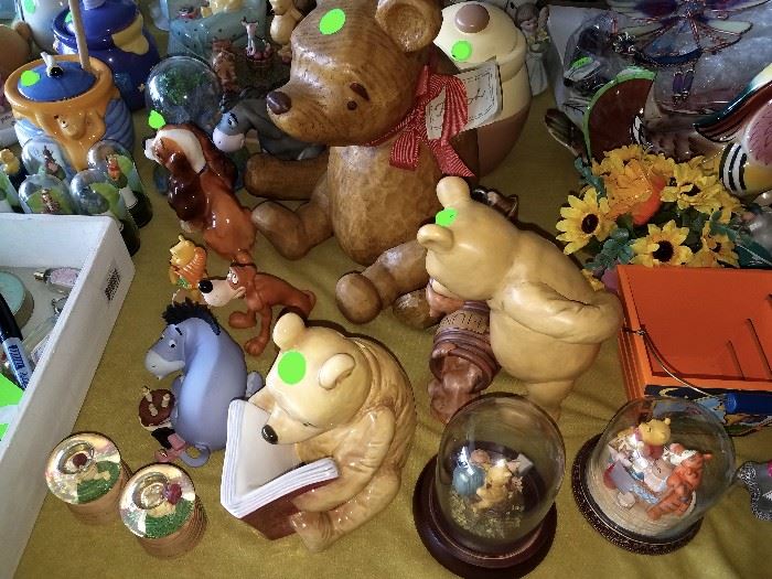 Winnie the pooh collectibles
