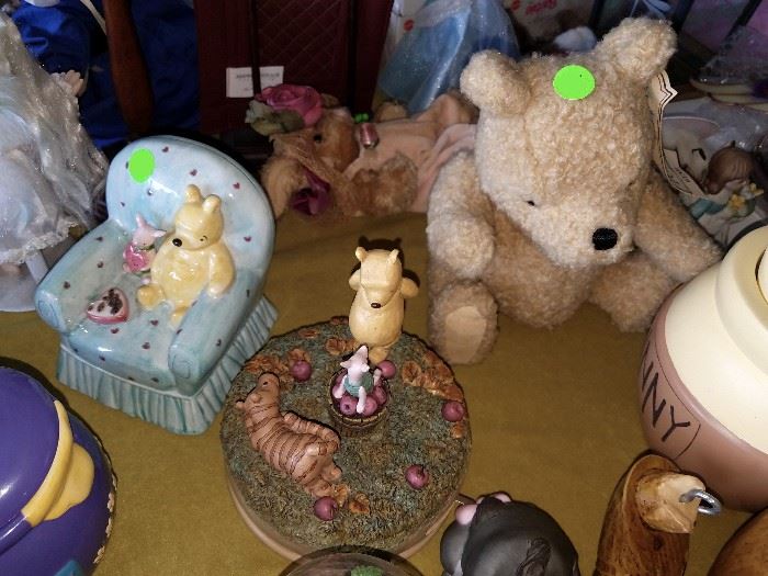 Winnie the pooh collectibles
