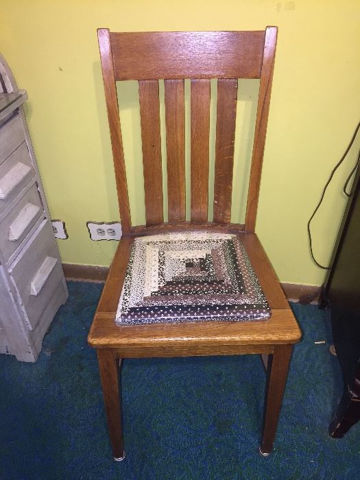 Wood chair with quilted insert