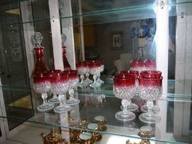 DECANTER W/8 STEMWARE GLASSES