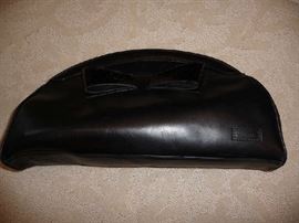 VERSACE PURSE (CANNOT GUARANTEE AUTHENTICITY)