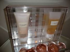 BURBERRY LOTION/BATH GEL