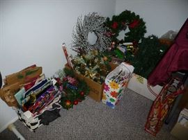 WRAPPING SUPPLIES, HOLIDAY