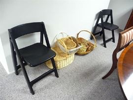 FOLDING PLASTIC CHAIRS, BASKETS