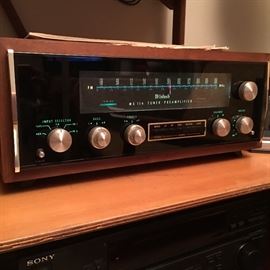 VINTAGE STEREO EQUIPMENT