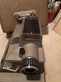 SLIDE PROJECTOR