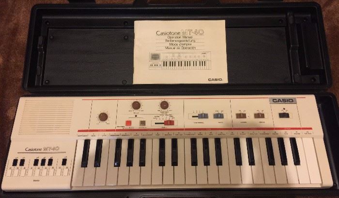 Keyboard Casiotone MT-40
