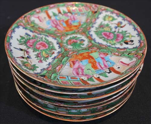165 - Set of 8 hand painted Rose Medallion plates, 8 in. Dia., ca. 1840