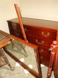 DRESSER/MIRROR
