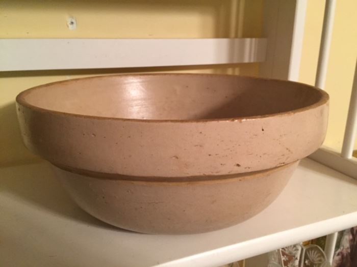 Vintage crock bowl 11 1/2" diameter