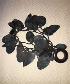 Great bracelet - fun and noisy!