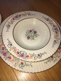 Large service of Lenox Cinerella