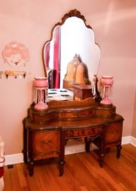 BUY IT NOW!  Lot #412, Gorgeous 4-Piece Vintage Art Deco Bedroom Set (Includes Full Size Bed, Vanity, Lowboy Dresser w Mirror & Highboy Dresser), $1,800