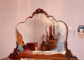 BUY IT NOW!  Lot #412, Gorgeous 4-Piece Vintage Art Deco Bedroom Set (Includes Full Size Bed, Vanity, Lowboy Dresser w Mirror & Highboy Dresser), $1,800