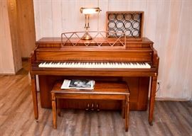 BUY IT NOW!  Lot #419, Vintage Gulbransen Upright Piano, $100