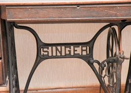 Vintage Singer Sewing Machine Table