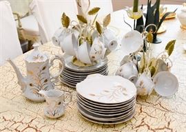 Vintage Lefton China Luncheon Plate & Teacup Set