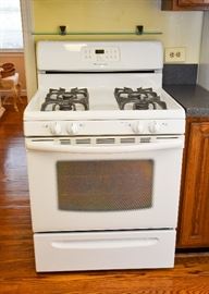 BUY IT NOW!  Lot #422, White Frigidaire Self-Cleaning Gas Range / Oven (30"), $200