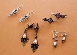 Costume Jewelry (Earrings)