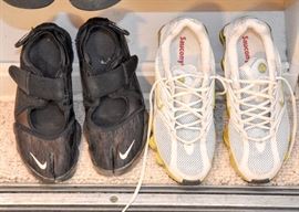 Women's Shoes & Boots