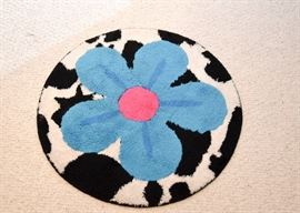 Small Round Accent Rugs